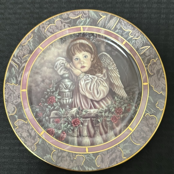Gardens of Innocence Limited Edition “Hope” Plate by Richardson Bradford Exchang - Picture 13 of 17